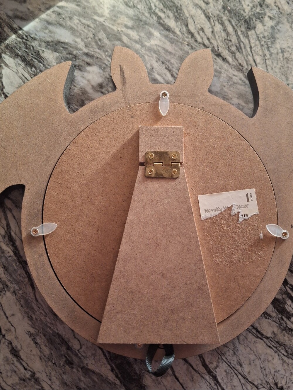 Bat Shaped Photo Frame - Picture 2 of 2